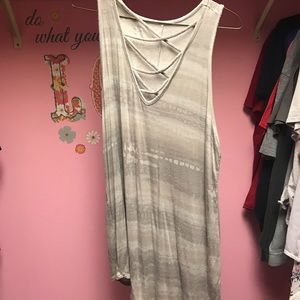 Maurice’s brand tank
